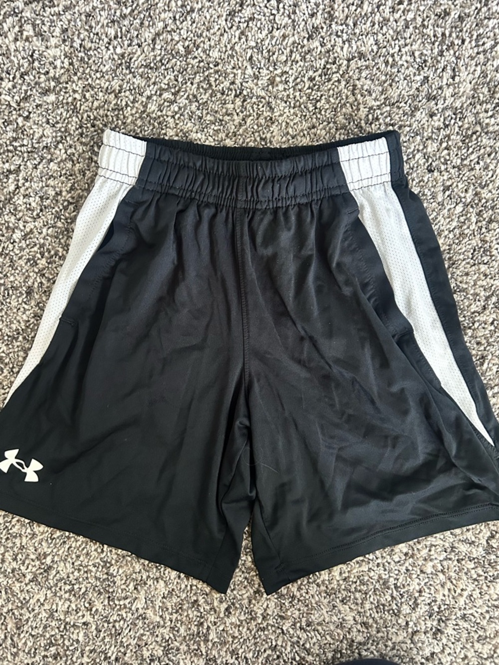 Boys Under Armour Black & White Athletic Shorts - Size Youth XS